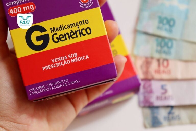 Medicamento genérico com notas de dinheiro no fundo